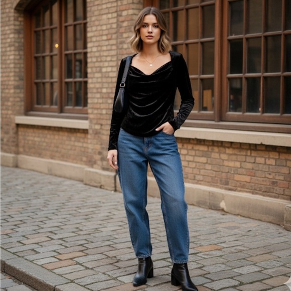 Free People Tops - Free People Black Velvet Long Sleeve Top Cowl Neck Rounded Hem Size XL